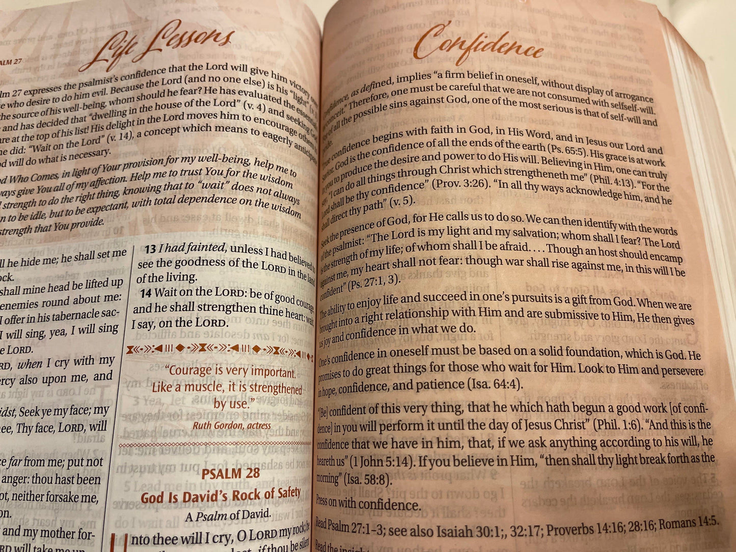 The New Women of Color Study Bible - Purple Luxleather Edition