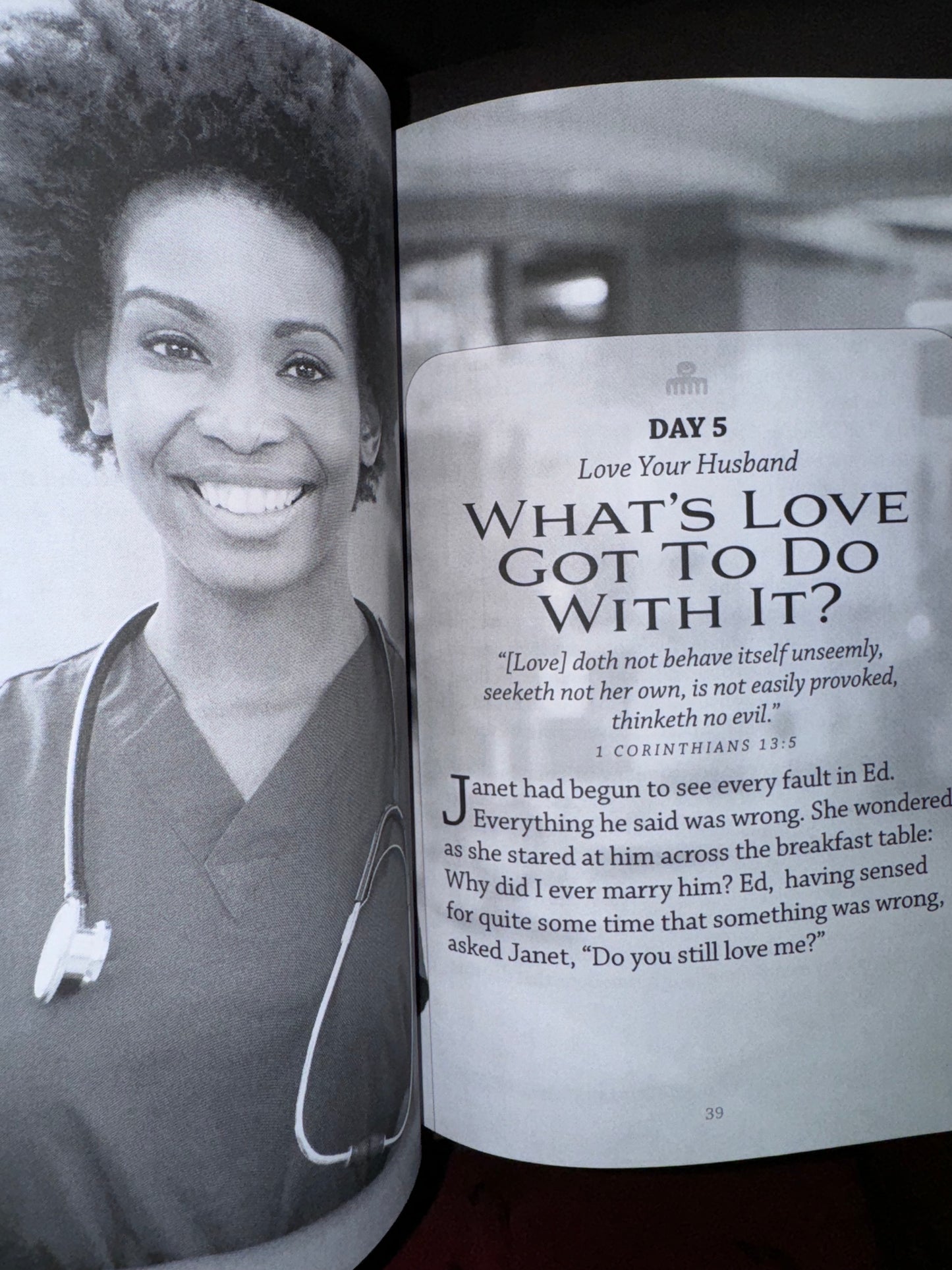 Women of Color Daily Devotional SUMMER #1 Edition