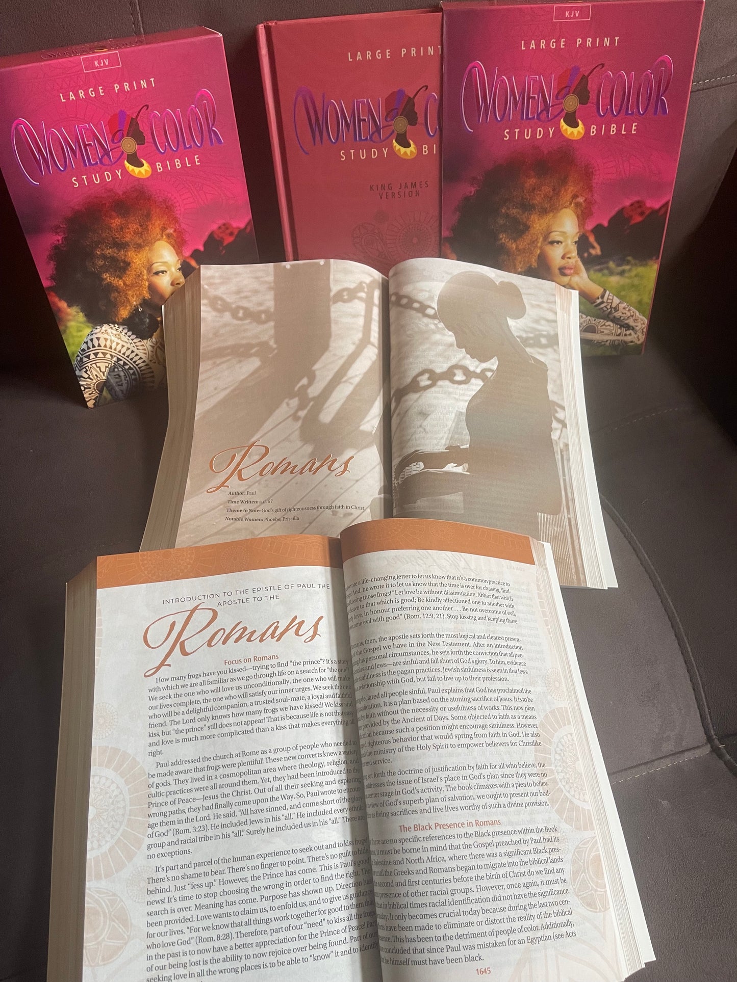 The New Women of Color Study Bible - Paperback